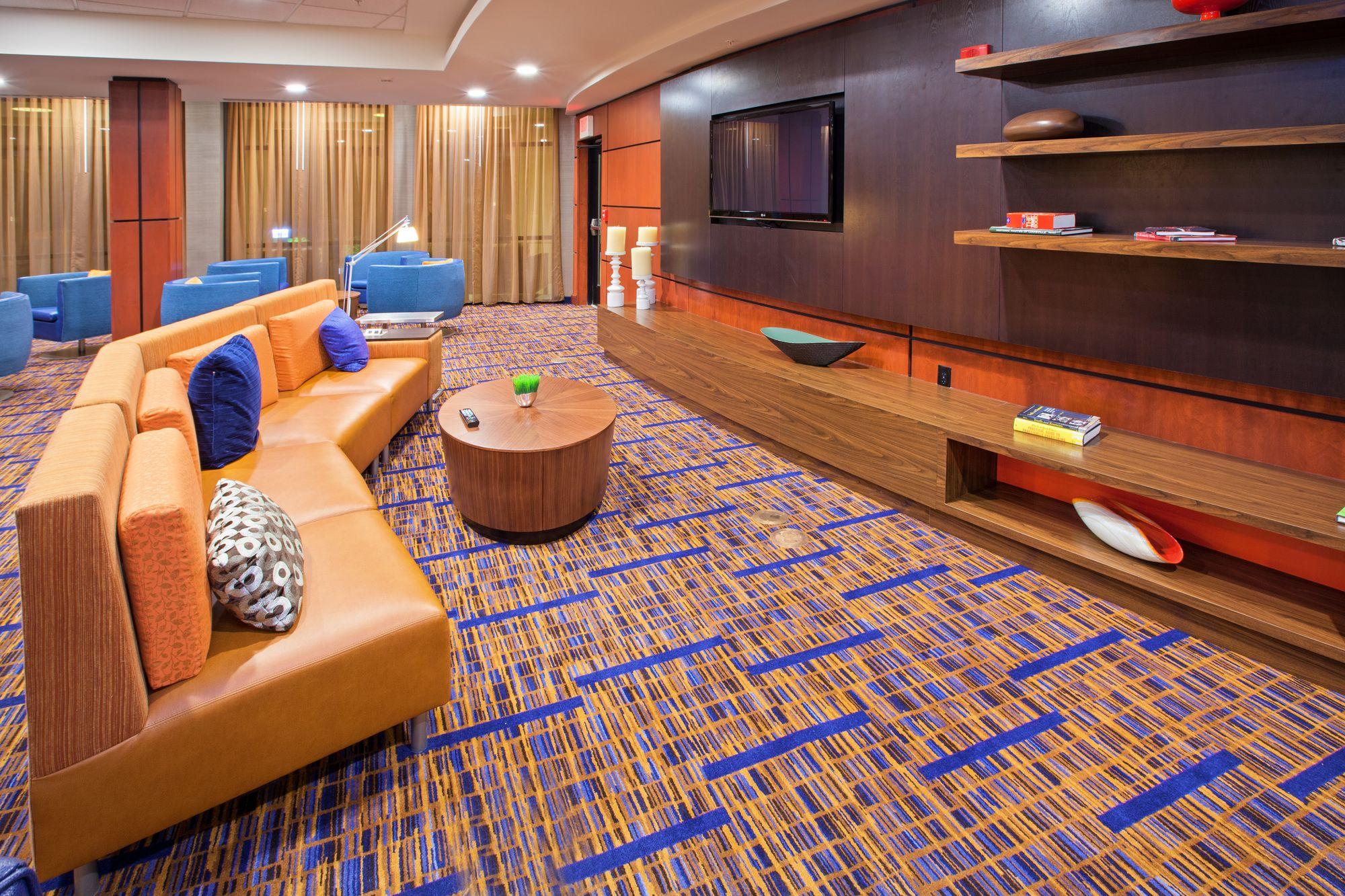 Courtyard Louisville Northeast מראה חיצוני תמונה