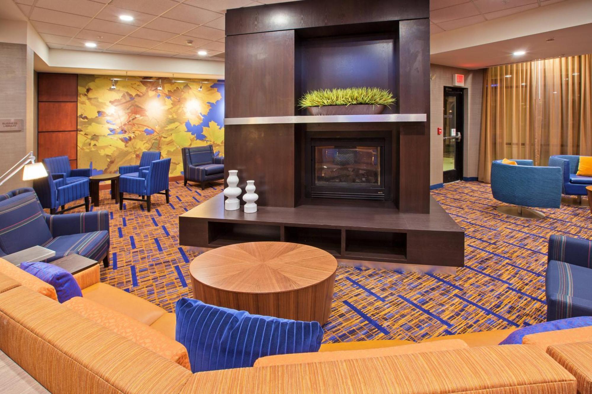 Courtyard Louisville Northeast מראה חיצוני תמונה